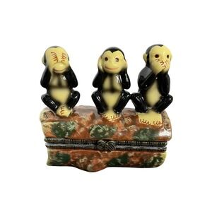 Monkey Trinket Box Hear See Speak‎ No Evil- 3 Monkeys On Log has Banana!